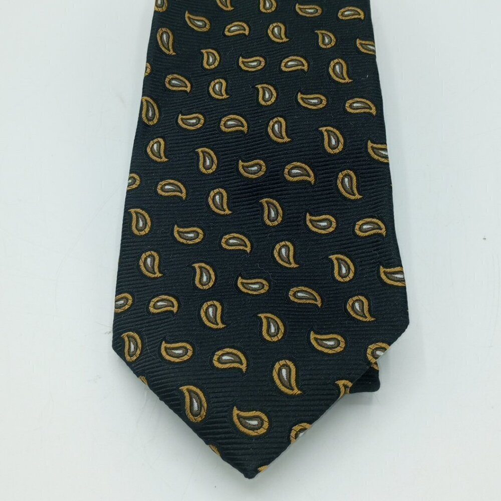 XMI Platinum Tie 59"L